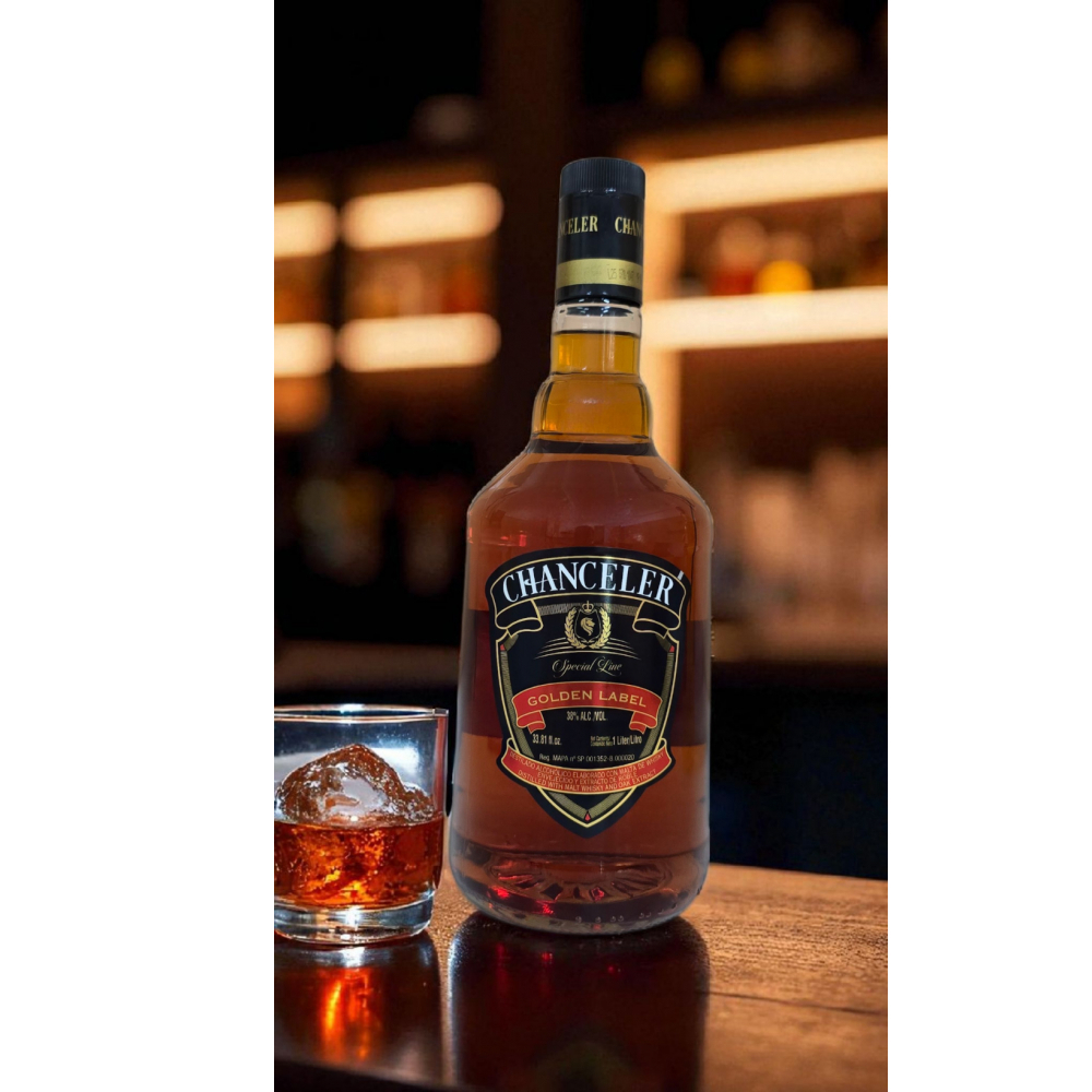 Whisky línea especial etiqueta dorada Chanceler (1 L) - Miniatura 4