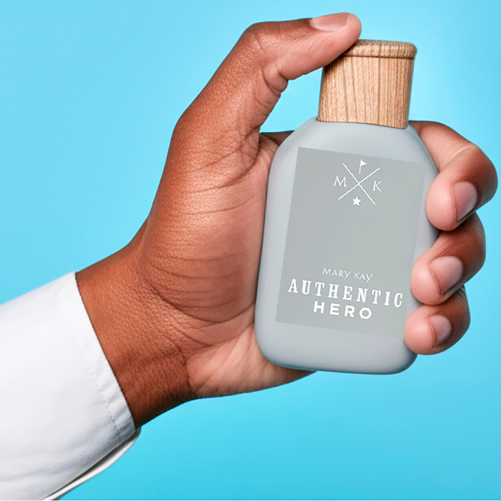 Agua de colonia para hombre Authentic Hero Mary Kay (100 ml) - Miniatura 4